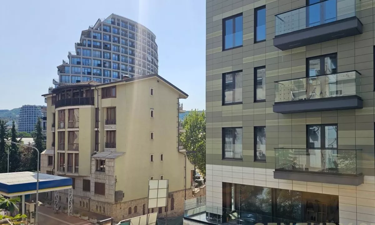 Shtepi ne shitje Apartament ne Tirane, 2+1, Mobilimi Bosh, pa mobiluar, Pagesa 230,000  Euro.