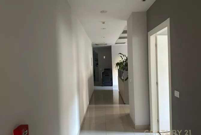 Business Property for Rent 3+1 in Tirana - 6,500 Euro