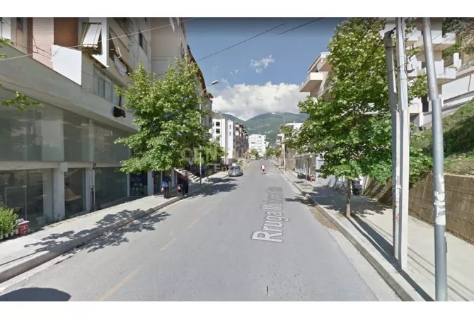 Business Property in Sale 1+1 in Tirana - 130,000 Euro