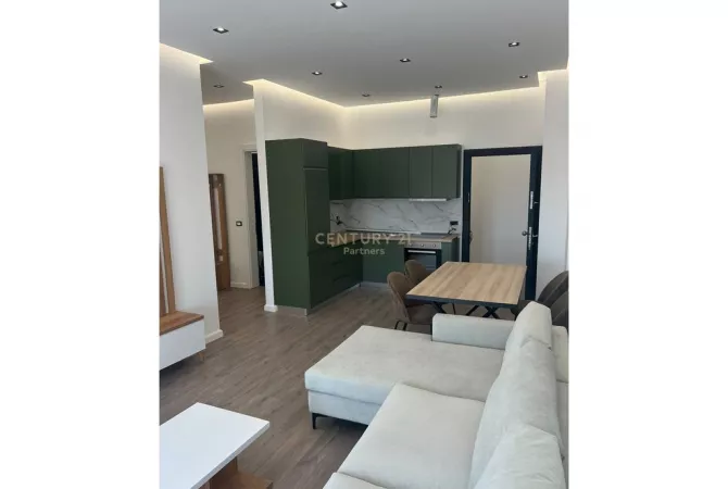 Apartament 2+1+2 me qira në Fresk – Kati i fundit papafingo !