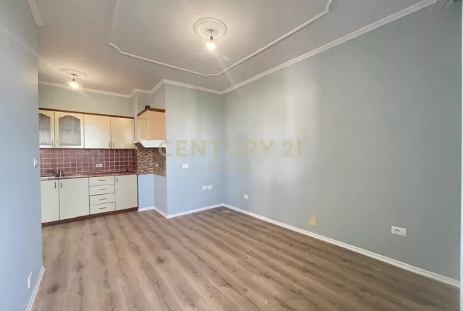 Shtepi ne shitje 1+1 ne Tirane - 140,000 Euro