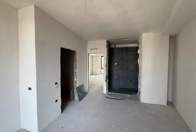 Shtepi ne shitje 3+1 ne Tirane - 290,000 Euro