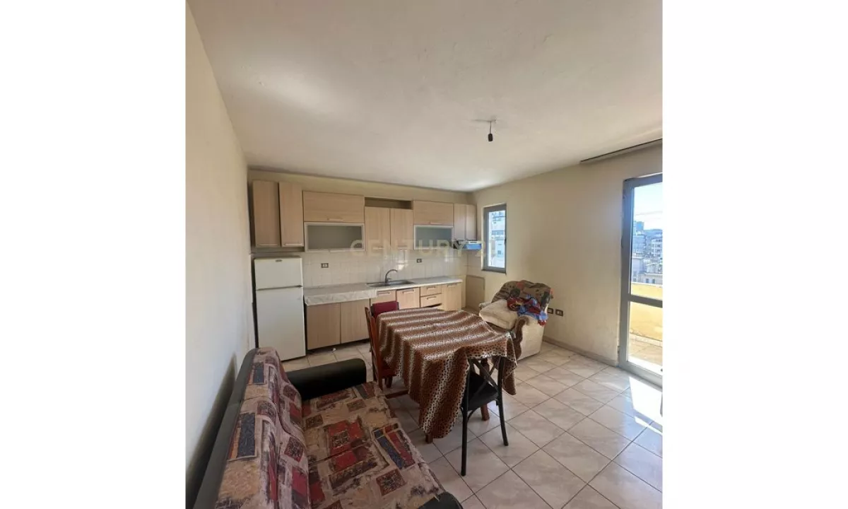 Shtepi ne shitje Apartament ne Tirane, 2+1, Mobilimi Bosh, pa mobiluar, Pagesa 85,000  Euro.