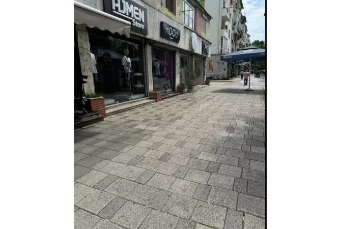 MUHAMET GJOLLESHA, SHESIM AMBIENT KOMERCIAL 