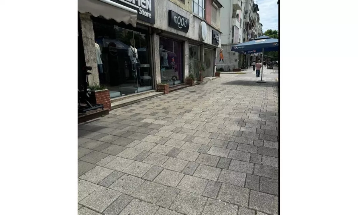 MUHAMET GJOLLESHA, SHESIM AMBIENT KOMERCIAL 