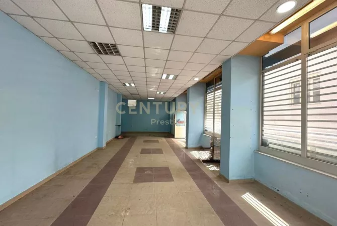 Business Property for Rent 1+1 in Elbasan - 500 Euro