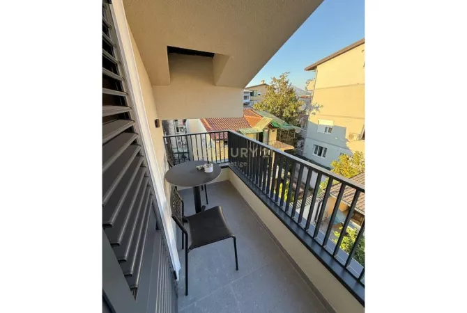 Shtepi me qera Apartament ne Tirane, 2+1, Mobilimi E mobiluar, Pagesa 1,100  Euro.