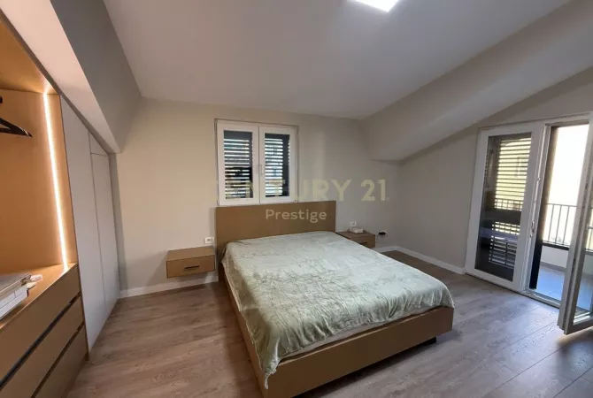 Shtepi me qera Apartament ne Tirane, 2+1, Mobilimi E mobiluar, Pagesa 1,100  Euro.