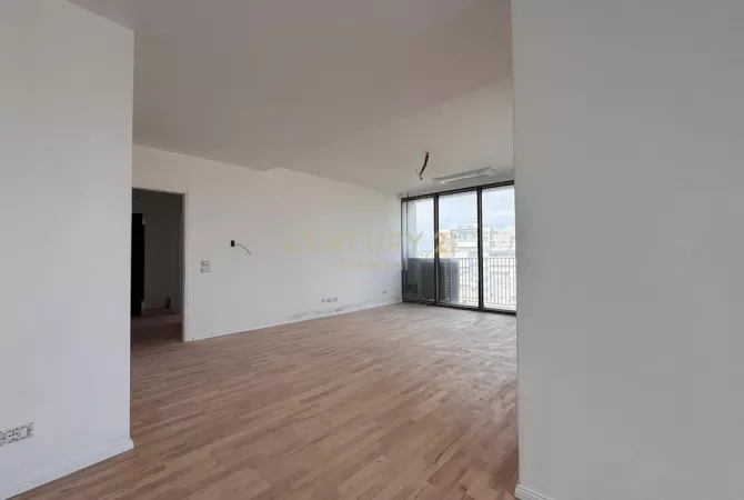 Business Property for Rent 3+1 in Tirana - 1,500 Euro