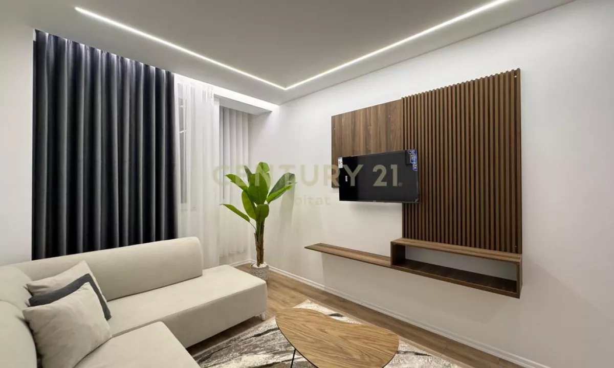 Shtepi ne shitje Apartament ne Tirane, 1+1, Mobilimi E mobiluar, Pagesa 178,000  Euro.