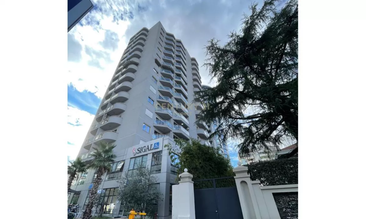 AMBIENT ZYRASH/BIZNESI PER QIRA NE ISH BLLOK !! 