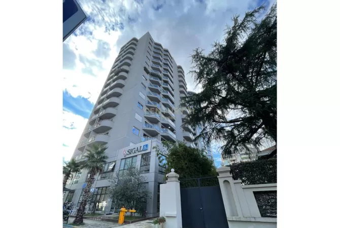 Business Property for Rent 1+1 in Tirana - 3,000 Euro