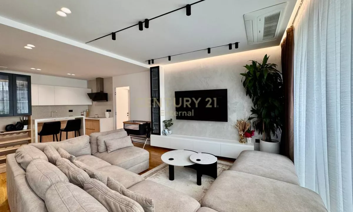 Shtepi ne shitje Apartament ne Tirane, 2+1, Mobilimi E mobiluar, Pagesa 520,000  Euro.