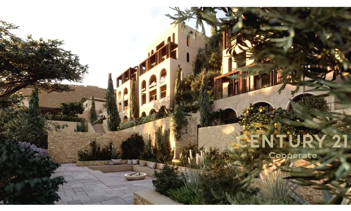 Shtepi ne shitje Apartament ne Vlore, 2+1, Mobilimi Bosh, pa mobiluar, Pagesa 533,700  Euro.