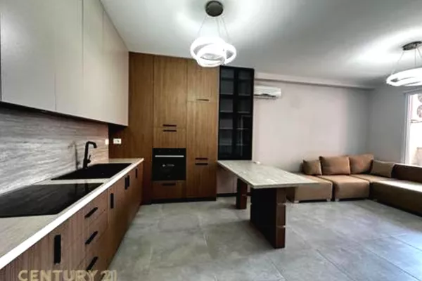 Shtepi ne shitje 1+1 ne Tirane - 135,000 Euro