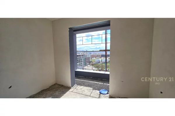 Shtepi ne shitje Apartament ne Tirane, 1+1, Mobilimi Bosh, pa mobiluar, Pagesa 85,000  Euro.