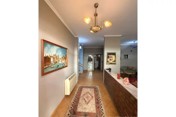 Shtepi ne shitje 4+1 ne Tirane - 500,000 Euro