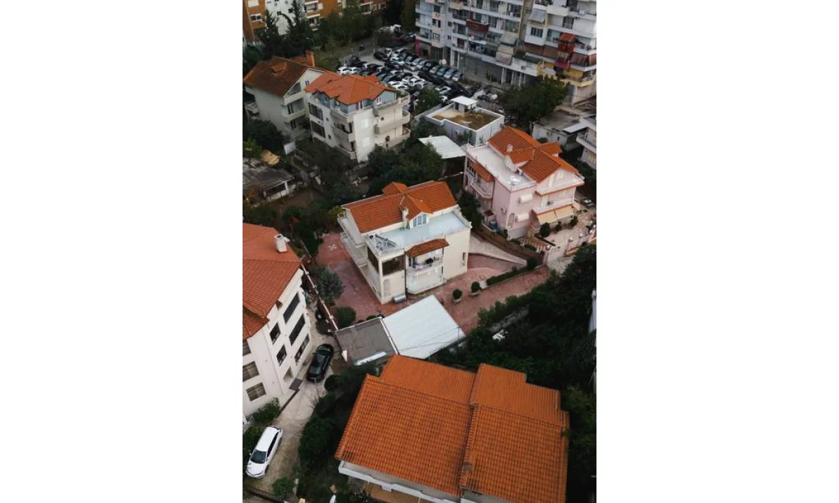 Vile me qira per biznes tek Vilat e Selites!