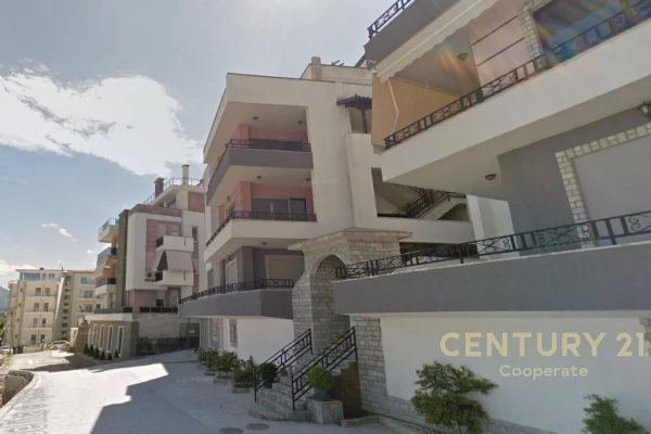 Shtepi ne shitje Apartament ne Tirane, 2+1, Mobilimi E mobiluar, Pagesa 310,000  Euro.