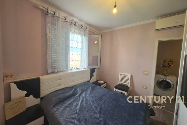 Shtepi ne shitje Apartament ne Tirane, 2+1, Mobilimi E mobiluar, Pagesa 167,000  Euro.