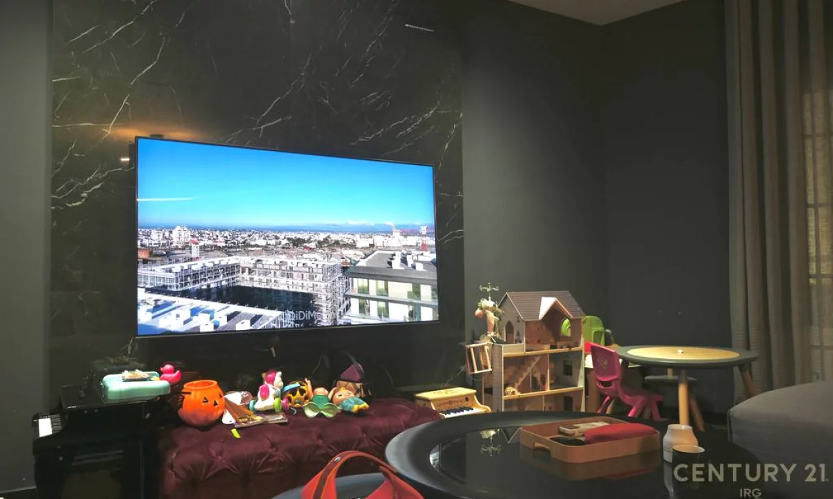 Shtepi ne shitje Apartament ne Tirane, 2+1, Mobilimi E mobiluar, Pagesa 450,000  Euro.