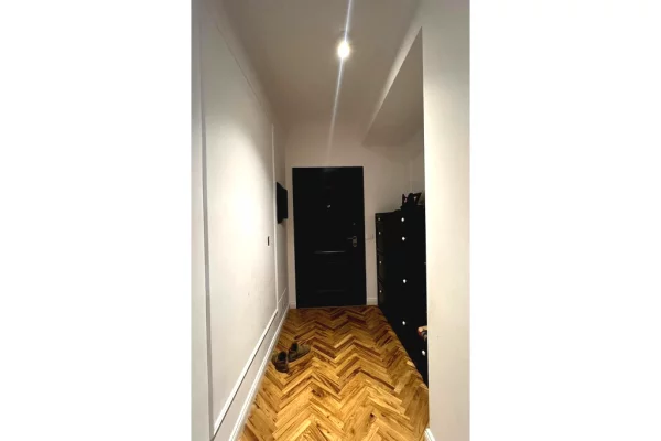 Shtepi ne shitje Apartament ne Tirane, 2+1, Mobilimi E mobiluar, Pagesa 255,000  Euro.