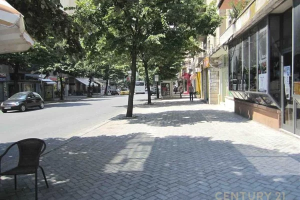 Business Property in Sale 1+1 in Tirana - 1,150,000 Euro