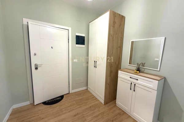 Shtepi me qera Apartament ne Tirane, 2+1, Mobilimi E mobiluar, Pagesa 600  Euro.