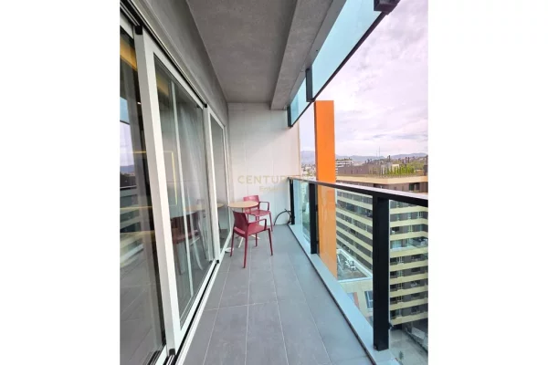 Shtepi me qera Apartament ne Tirane, 2+1, Mobilimi E mobiluar, Pagesa 2,200  Euro.