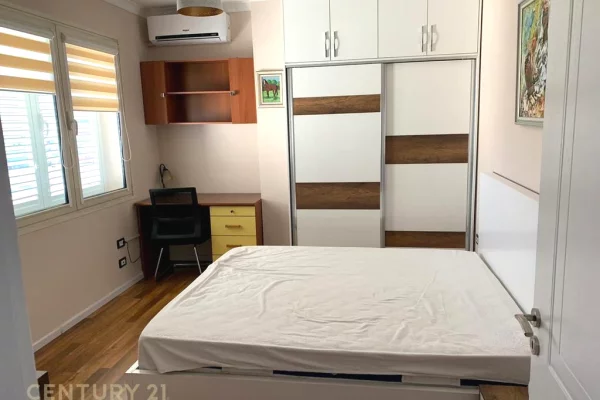 Shtepi me qera Apartament ne Tirane, 1+1, Mobilimi E mobiluar, Pagesa 750  Euro.