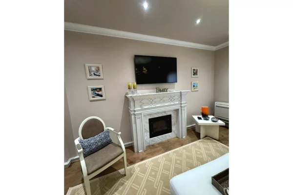 Shtepi me qera Apartament ne Tirane, 2+1, Mobilimi E mobiluar, Pagesa 1,400  Euro.