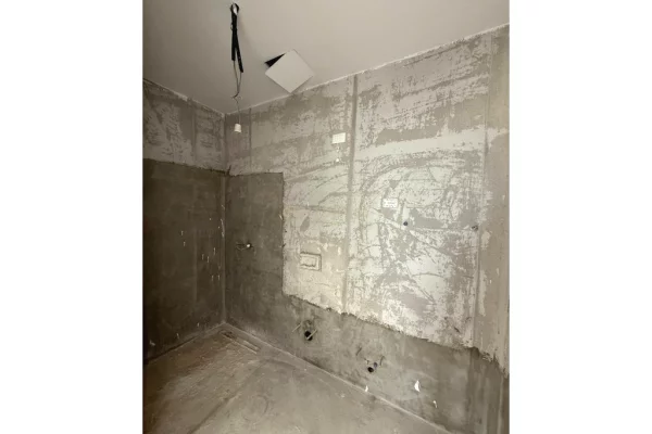 Appartamento in vendita a Tirana 3+1, Vuoto