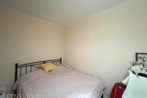 Shtepi me qera Apartament ne Tirane, 2+1, Mobilimi E mobiluar, Pagesa 1,200  Euro.