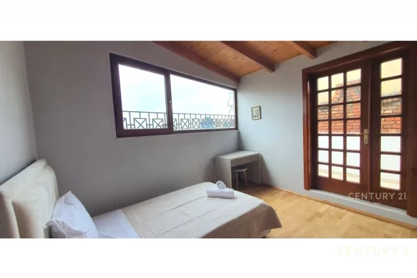 Appartamento in vendita a Tirana 3+1, Vuoto