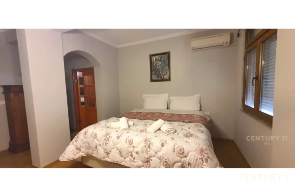 Appartamento in vendita a Tirana 3+1, Vuoto