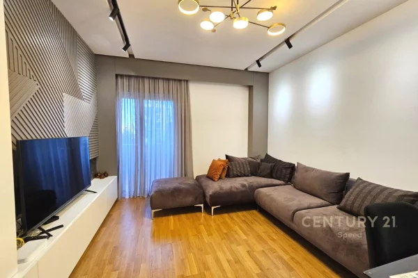 Shtepi me qera Apartament ne Tirane, 2+1, Mobilimi E mobiluar, Pagesa 1,350  Euro.