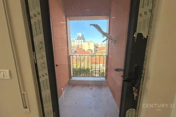 Appartamento in vendita a Tirana 2+1, Vuoto