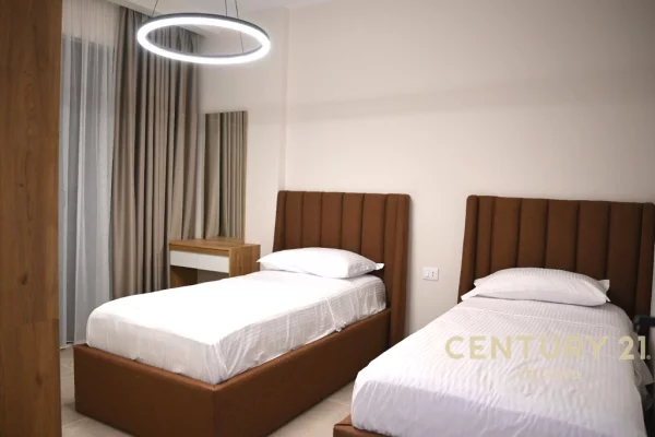 Appartamento in vendita a Tirana 2+1, Arredato