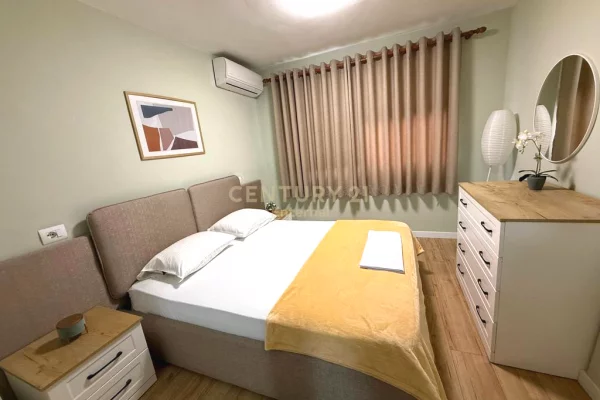 Shtepi me qera Apartament ne Tirane, 2+1, Mobilimi E mobiluar, Pagesa 600  Euro.