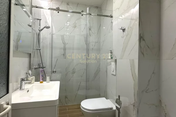 Shtepi me qera Apartament ne Tirane, 2+1, Mobilimi E mobiluar, Pagesa 600  Euro.