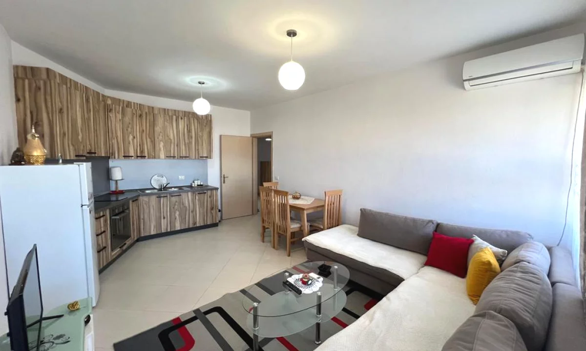 Shtepi me qera Apartament ne Tirane, 1+1, Mobilimi E mobiluar, Pagesa 500  Euro.