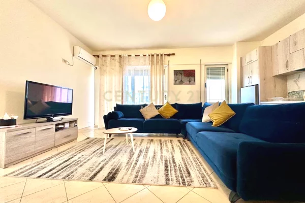 Shtepi me qera 2+1 ne Tirane - 600 Euro