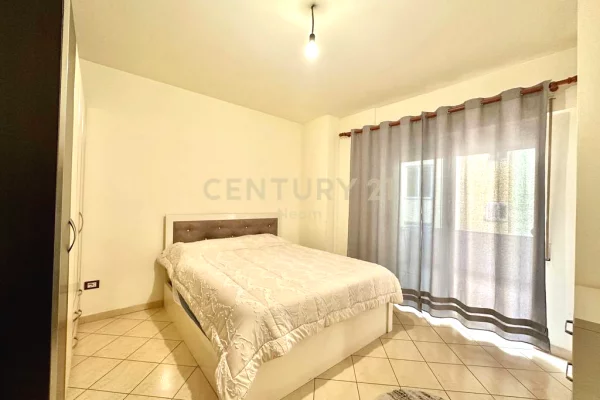 Shtepi me qera Apartament ne Tirane, 2+1, Mobilimi E mobiluar, Pagesa 600  Euro.