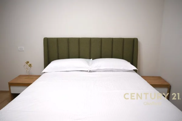 Appartamento in vendita a Tirana 1+1, Arredato