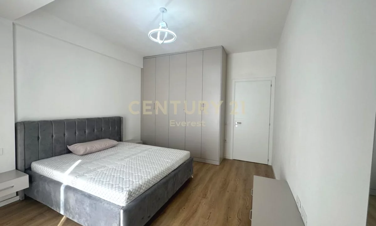 Appartamento in vendita a Tirana 2+1, Vuoto