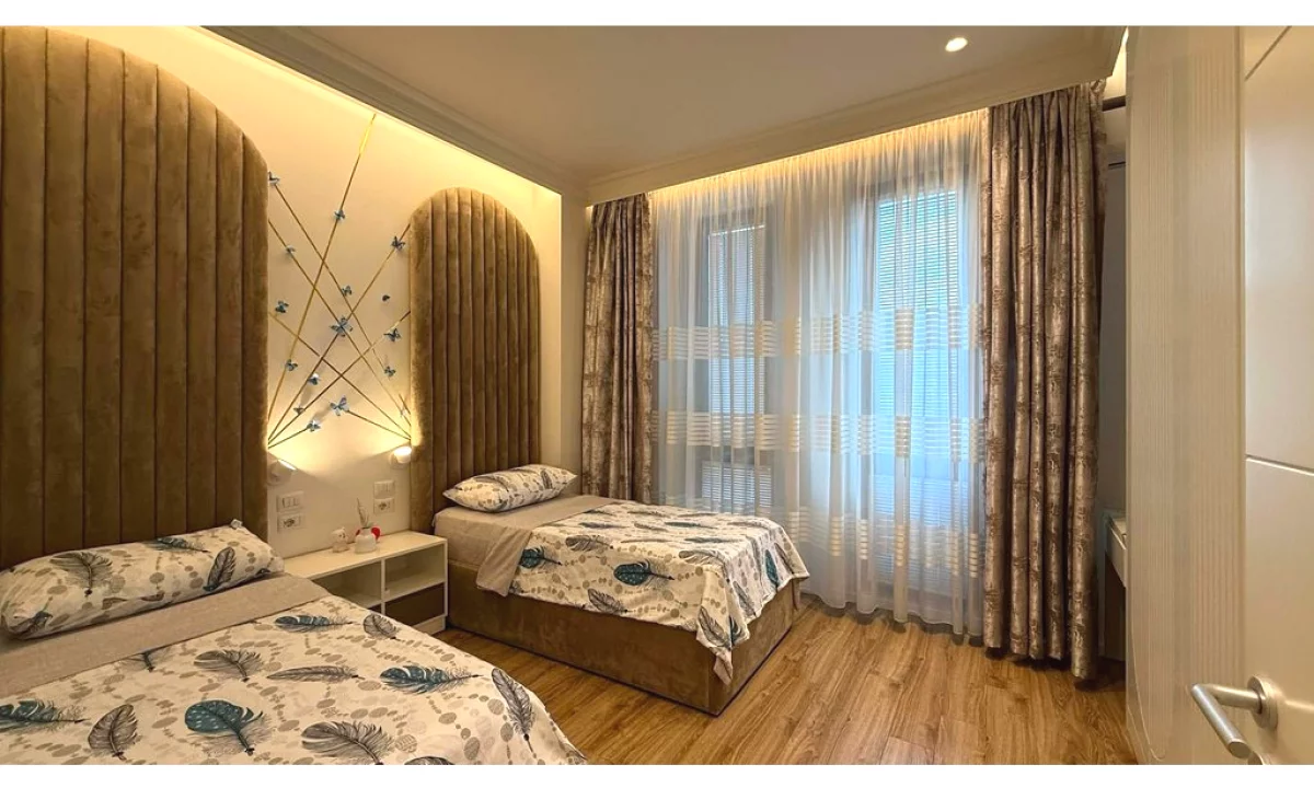 Shtepi me qera Apartament ne Tirane, 2+1, Mobilimi E mobiluar, Pagesa 1,500  Euro.