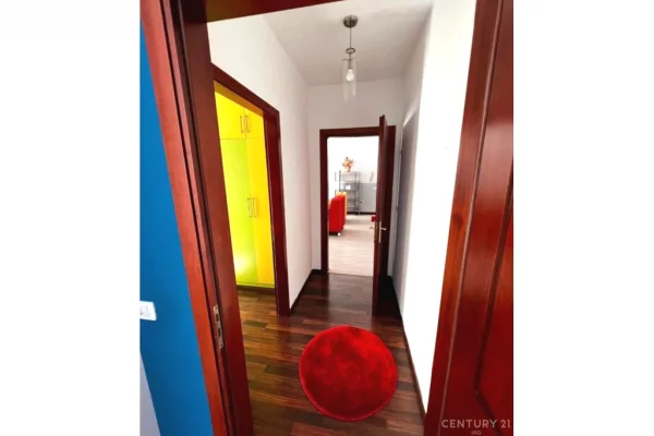 Shtepi me qera Apartament ne Tirane, 2+1, Mobilimi E mobiluar, Pagesa 800  Euro.