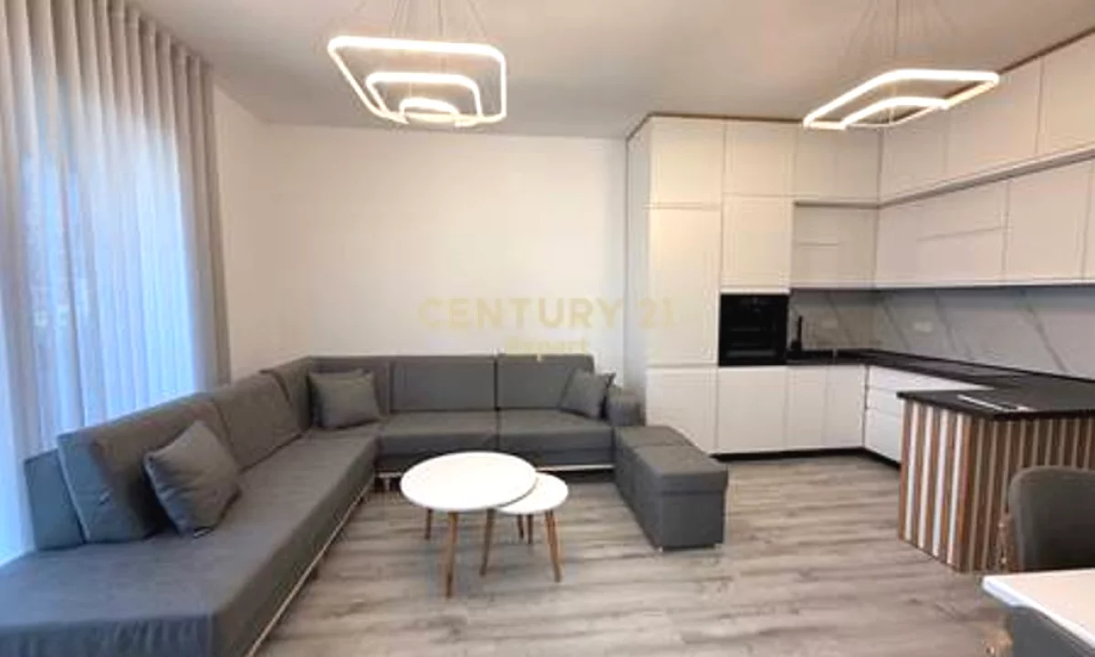 Shtepi me qera Apartament ne Tirane, 2+1, Mobilimi E mobiluar, Pagesa 800  Euro.