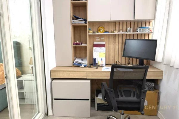 Appartamento in vendita a Tirana 2+1, Arredato