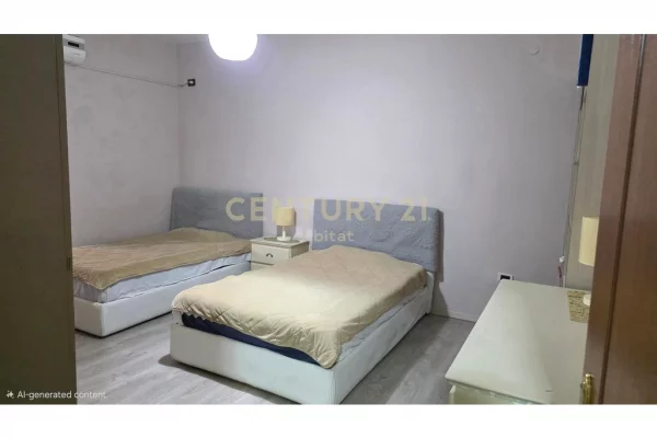 Appartamento in vendita a Tirana 2+1, Arredato